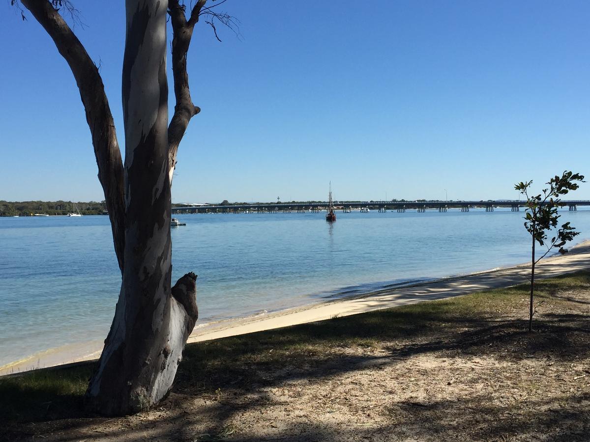Bribie Waterways Motel Bongaree