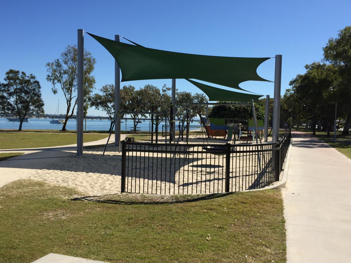Bribie Waterways Motel 3*