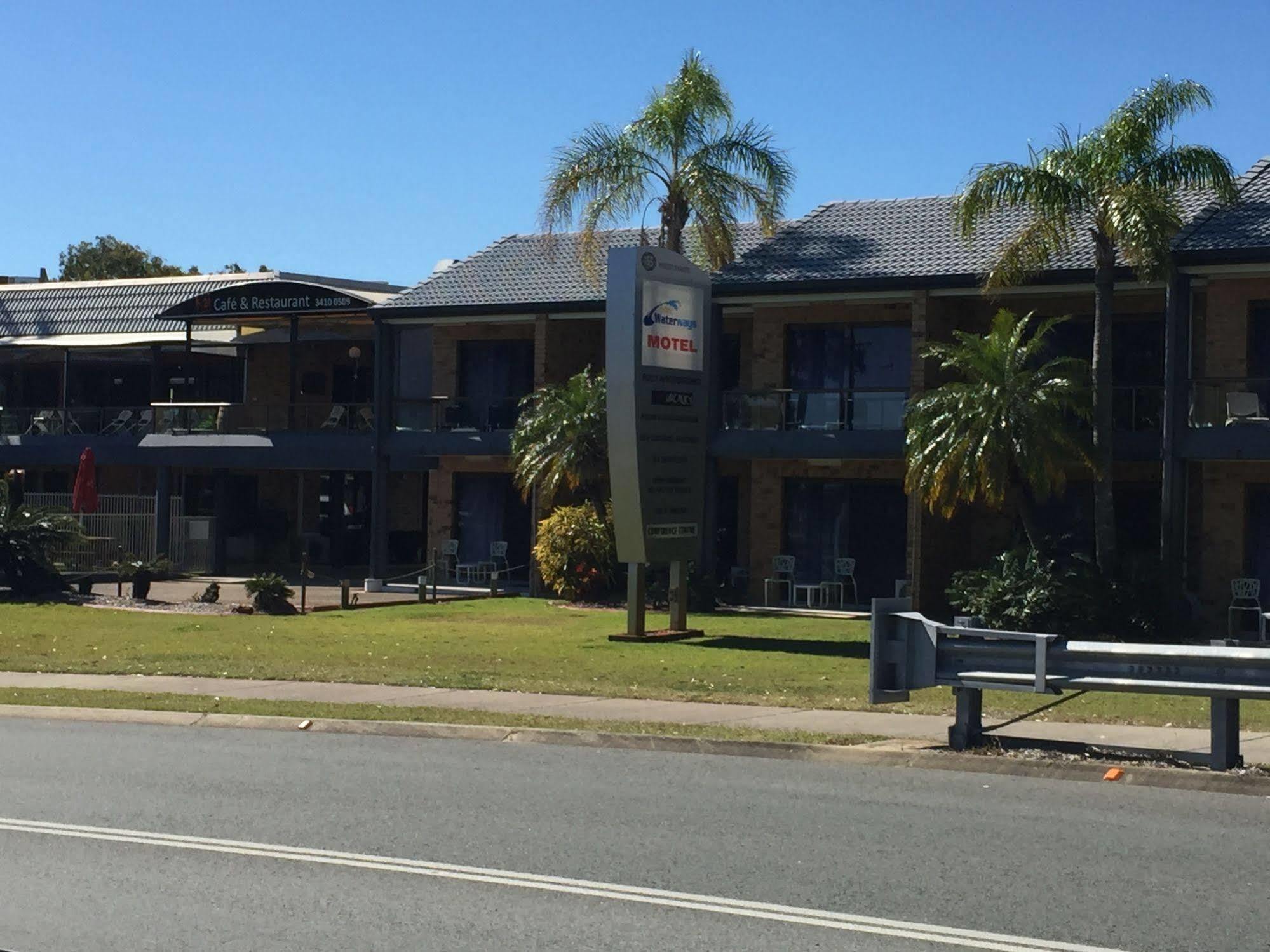 Bribie Waterways Motel Bongaree